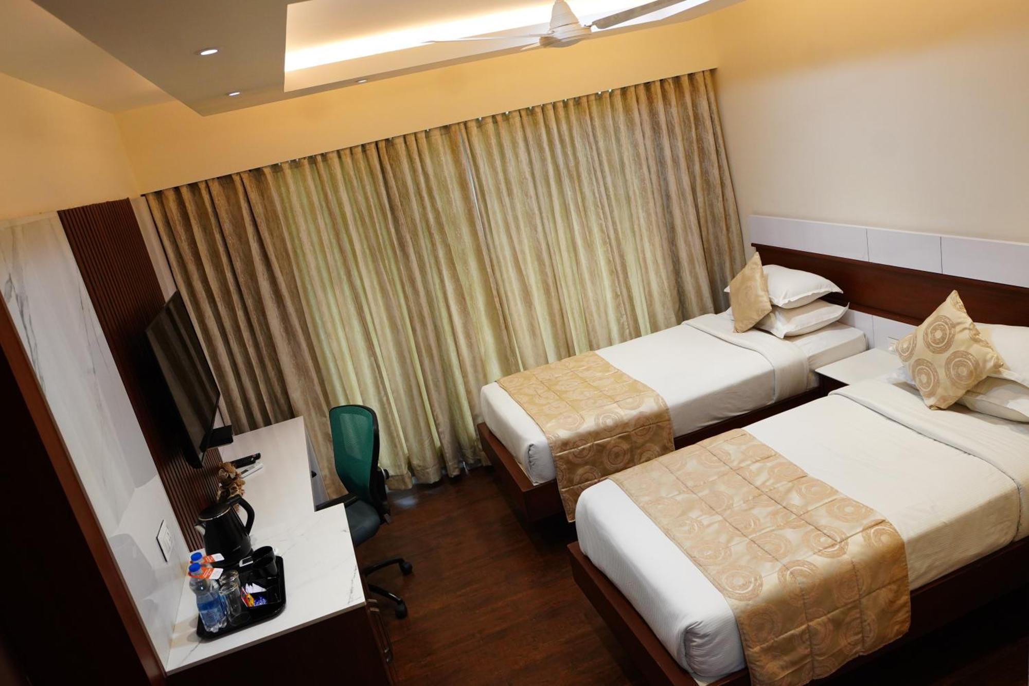 Chola Serviced Apartment Tiruchirappalli Buitenkant foto