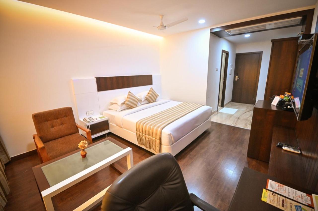 Chola Serviced Apartment Tiruchirappalli Buitenkant foto